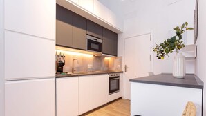 Leilighet (1 Bedroom) | Eget kjøkken | Kjøleskap, mikrobølgeovn, ovn og kokeplater