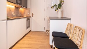 Leilighet (1 Bedroom) | Eget kjøkken | Kjøleskap, mikrobølgeovn, ovn og kokeplater