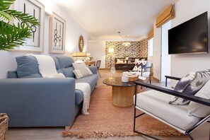 Apartment (1 Bedroom) | Living area