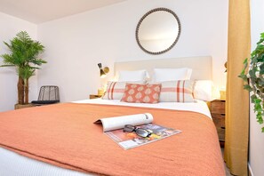 アパートメント (1 Bedroom) | 1 室のベッドルーム、アイロン / アイロン台、WiFi (無料)、ベッドシーツ