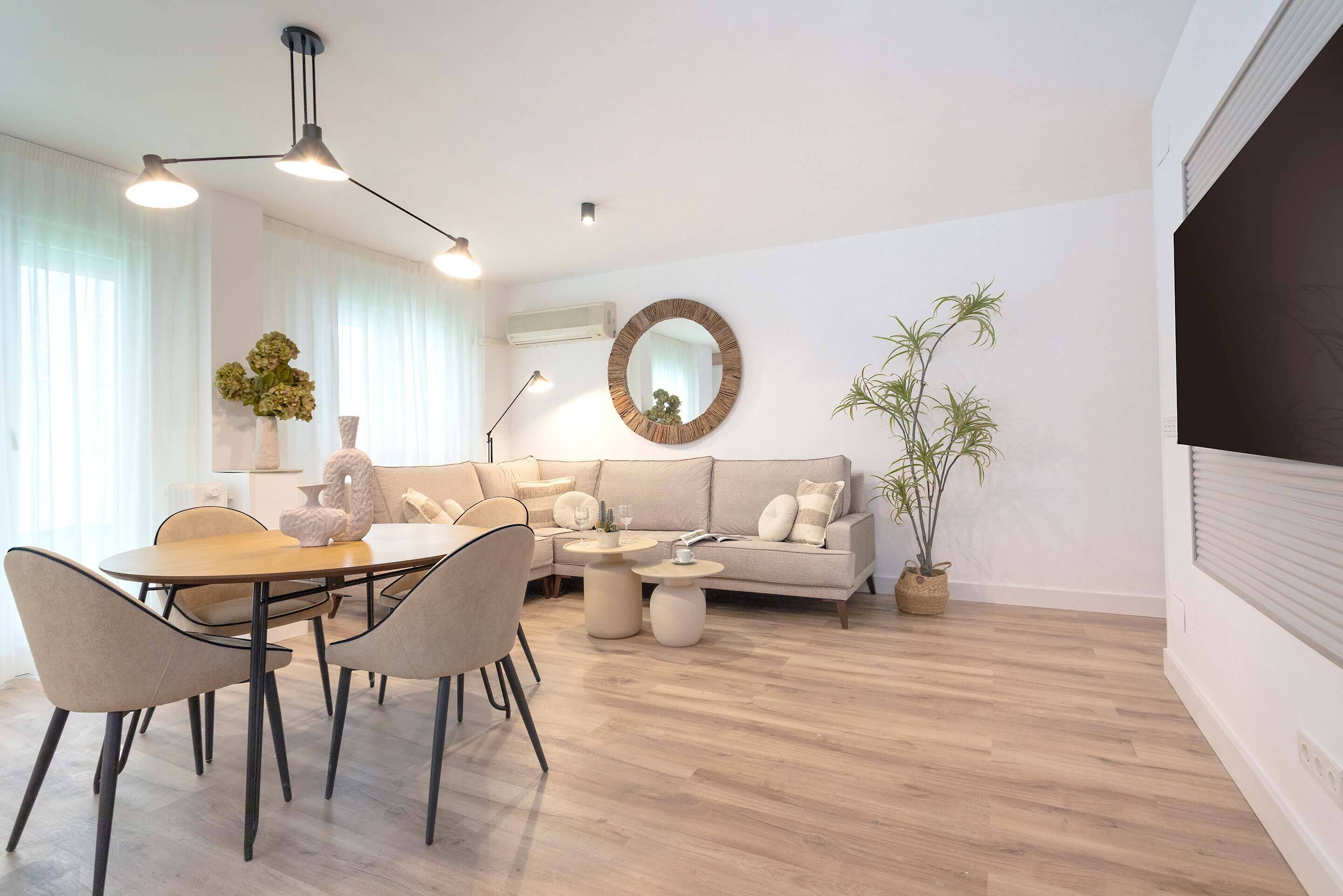 Huoneisto (4 Bedrooms) | Oleskelualue