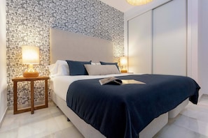 Apartamento (1 Bedroom) | 1 quarto, ferros/tábuas de passar roupa, Wi-Fi de cortesia