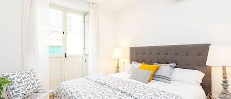 Apartment (2 Bedrooms)