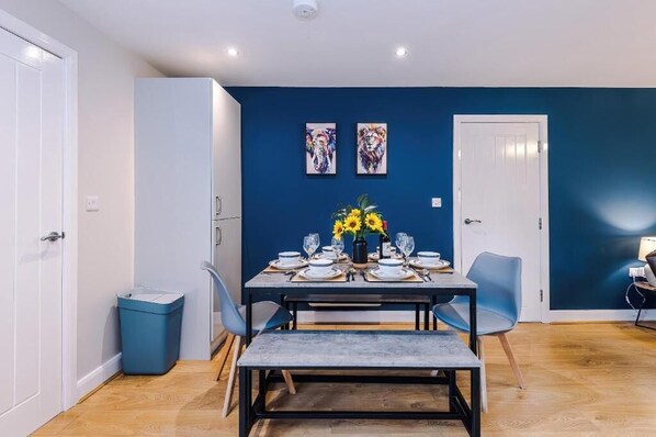 Apartment | In-room dining