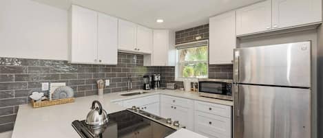 Fridge, microwave, stovetop, toaster