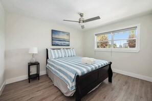 4 bedrooms, WiFi, bed sheets