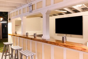 Bar (in der Unterkunft)