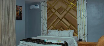 Glossy Luxury Hotel