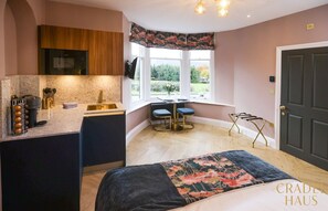 Room - Luxe Large Group House | Sleeps 20 | Pet-friendly (Bowness-on-Windermere)