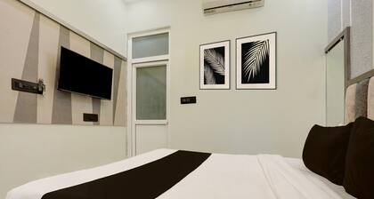 Classic Hotel Gaurav Inn
