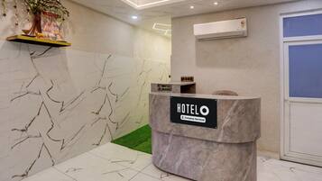 House | Reception