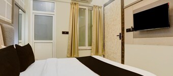 Classic Hotel Gaurav Inn