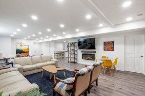 Téléviseur connecté, foyer