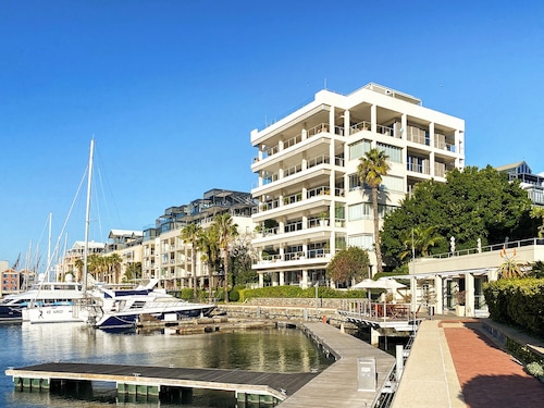 The Marina V&A Waterfront by Smart City Stays