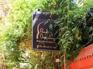 Twin Room, City View | Exterior detail - Riad Douirtna (Marrakech)