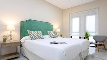 Apartemen (3 Bedrooms) | 3 kamar tidur, setrika/meja setrika, Wi-Fi gratis, dan seprai linen