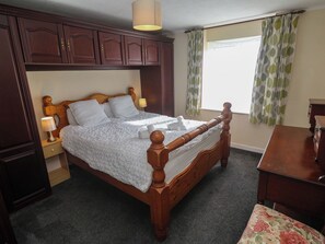 4 bedrooms, individually decorated, individually furnished, free WiFi - 28 Guildford Road (Hayle)
