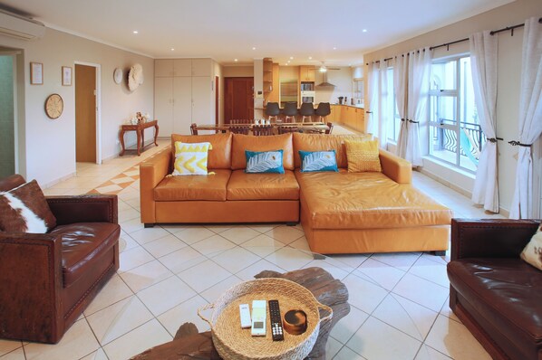 Family House, Balcony, Lagoon View | Living area