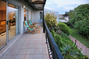 Family House, Balcony, Lagoon View | Balcony - Quiet Shores Langebaan (Langebaan)