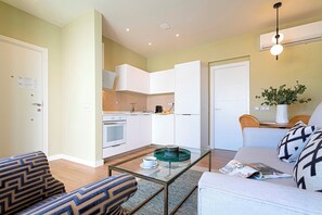 Apartment (1 Bedroom) | Living area