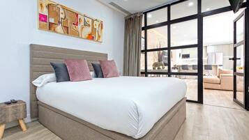 2 bedrooms, iron/ironing board, free WiFi, bed sheets