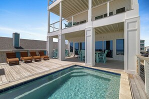 A heated pool - Tip Sea by Liquid Life (Gulf Shores)