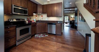Heart of Downtown Durango - Updated Condo with Views - AC