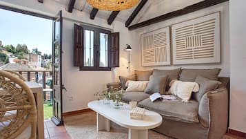 Leilighet (2 Bedrooms) | Oppholdsområde