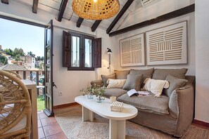 Appartement (2 Bedrooms) | Coin séjour