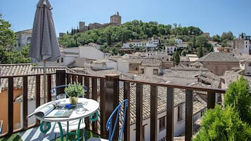 Apartment (2 Bedrooms) | Terrace/patio