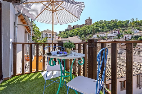 Luxury House In Granada Center. Reyes Ii - Granada