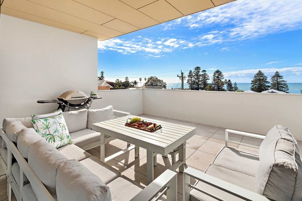 Shellharbour Seaview Luxury Escape