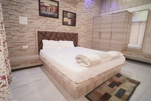 Premium Villa, 2 Bedrooms, Balcony, Pool View | Egyptian cotton sheets, premium bedding, in-room safe, blackout curtains - KISAN FARM HOUSE (Rajsamand)