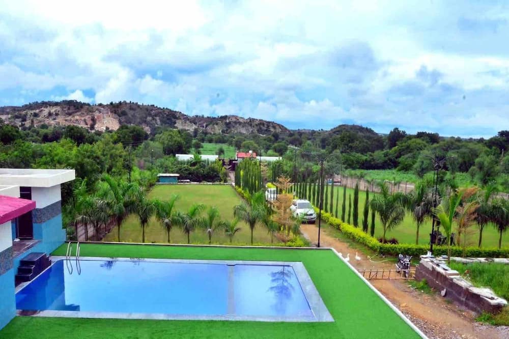 Kisan Farm House | Serene 2BR Villa with Private Pool & Garden, Hillside Stay - Aravalli Range