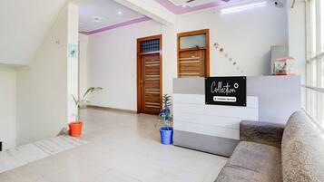 House | Reception