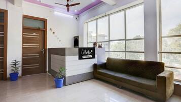 獨棟房屋 | 接待櫃台