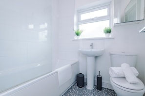 House, Patio | Bathroom