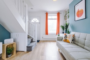 House, Patio | Living area
