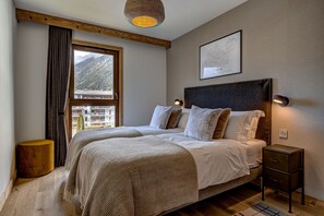 3 chambres, fer et planche à repasser, Wi-Fi gratuit, draps fournis