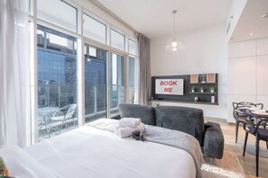 アイロン / アイロン台、WiFi、ベッドシーツ