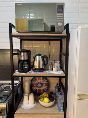 Microwave, oven, stovetop