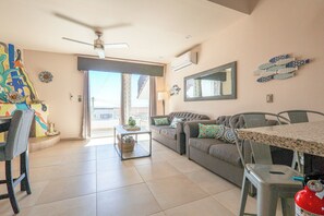 Imagen sin descripción, 3 de 32, botón