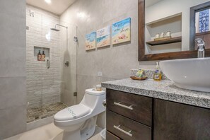 Imagen sin descripción, 4 de 32, botón