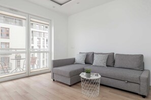 Living area - Kilińskiego 121B | Łódź |  Spacious Apartment | Parking (Łódź)