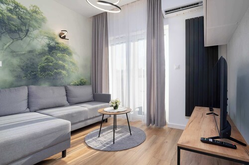 Funktionelle Wohnung | Klimaanlage und Parkplatz