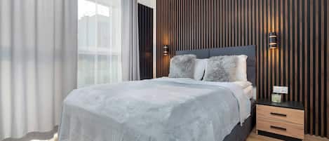 1 bedroom, desk, iron/ironing board, travel cot