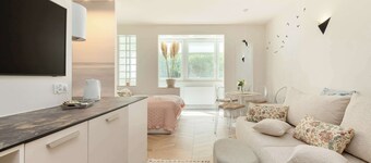 Bright Studio | Close to the Sea | Place to Work