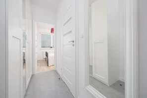 1 室のベッドルーム、アイロン / アイロン台、旅行用ベビーベッド、WiFi