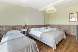 1 Schlafzimmer, Bügeleisen/Bügelbrett, Reisekinderbett, WLAN