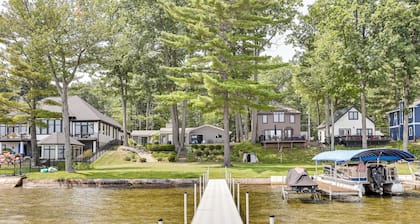 Swim, Fish & Boat: House on Stunning Higgins Lake!